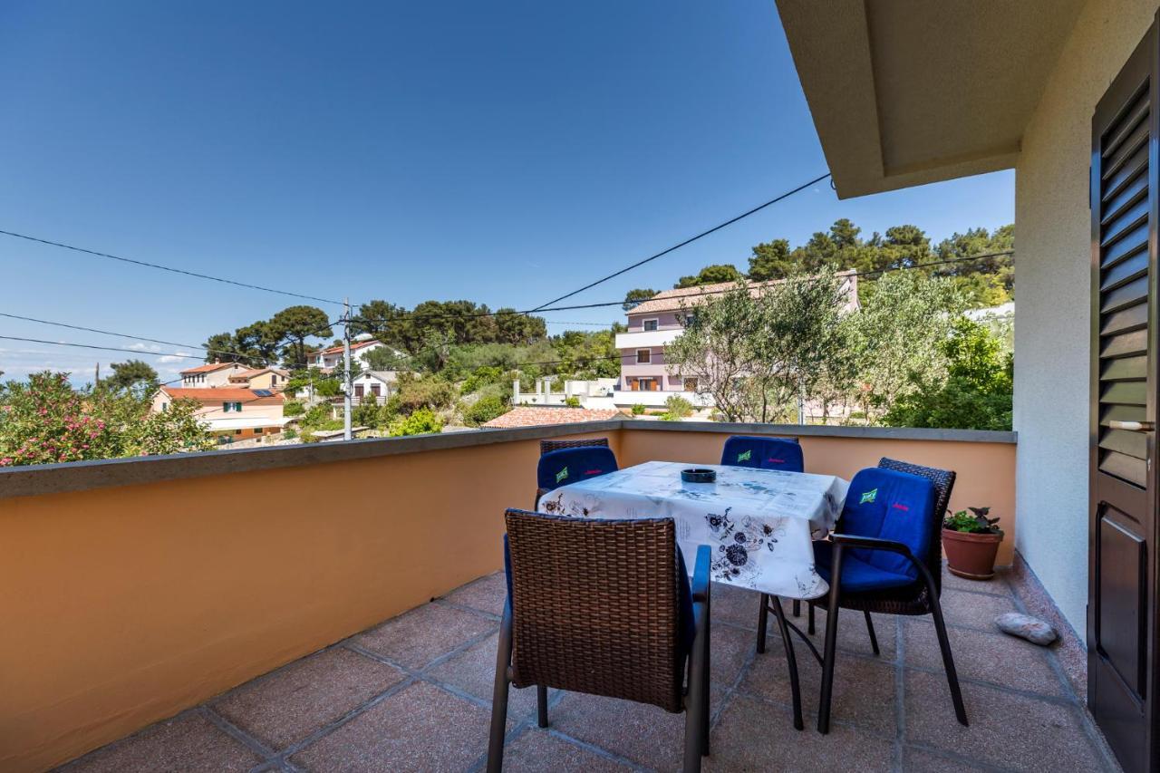 Holiday Home Villa Esperanca Veli Losinj Exterior photo