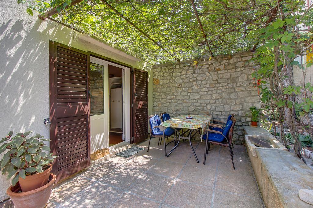 Holiday Home Villa Esperanca Veli Losinj Exterior photo
