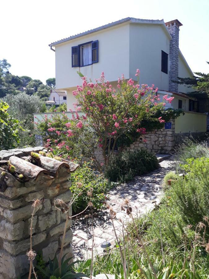 Holiday Home Villa Esperanca Veli Losinj Exterior photo